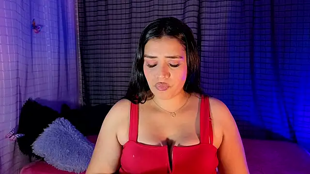 Snapshot of Kayleemorales chatting on 10-25-25, 08:03 Kayleemorales online show from 10-25-25, 08:03