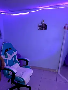 ViolettaMiller  online show from 09-18-25, 01:02