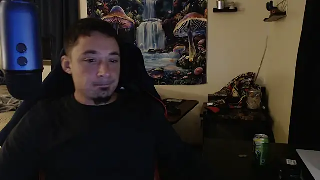 Snapshot of YoBlezz chatting on 09-21-25, 05:20 YoBlezz online show from 09-21-25, 05:20