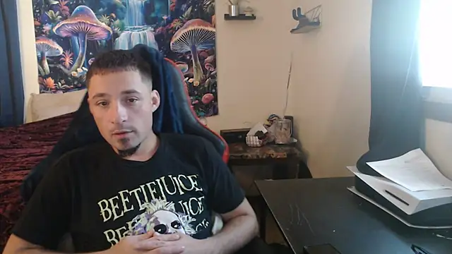 Snapshot of YoBlezz chatting on 09-29-25, 05:51 YoBlezz online show from 09-29-25, 05:51