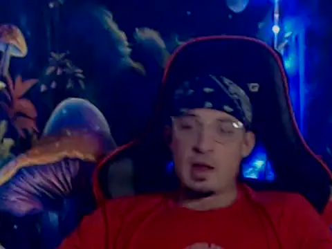 Snapshot of YoBlezz chatting on 11-26-25, 07:20 YoBlezz online show from 11-26-25, 07:20