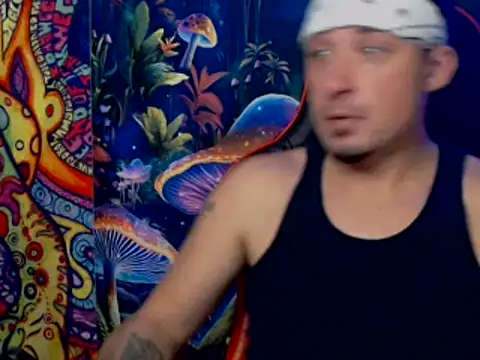 Snapshot of YoBlezz chatting on 11-30-25, 07:07 YoBlezz online show from 11-30-25, 07:07