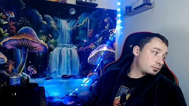 Snapshot of YoBlezz chatting on 12-15-25, 07:51 YoBlezz online show from 12-15-25, 07:51