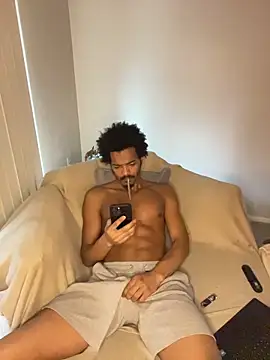 TRILLAHUNG online show from 01-13-26, 06:24