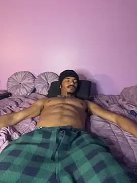 TRILLAHUNG online show from 04-03-26, 03:26