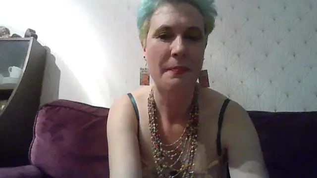 Snapshot of Verity_Vix chatting on 02-12-26, 07:03 Verity Vix online show from 02-12-26, 07:03