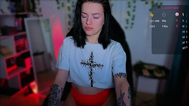 Snapshot of raspberry__girl_ chatting on 09-20-25, 08:21 raspberry  girl  online show from 09-20-25, 08:21