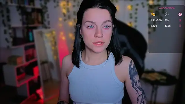 Snapshot of raspberry__girl_ chatting on 09-23-25, 08:56 raspberry  girl  online show from 09-23-25, 08:56