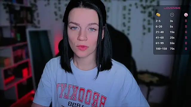 Snapshot of raspberry__girl_ chatting on 09-24-25, 09:51 raspberry  girl  online show from 09-24-25, 09:51