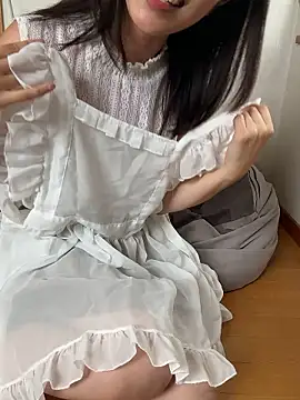 Snapshot of siichan-ta chatting on 09-24-25, 04:38 siichan-ta online show from 09-24-25, 04:38