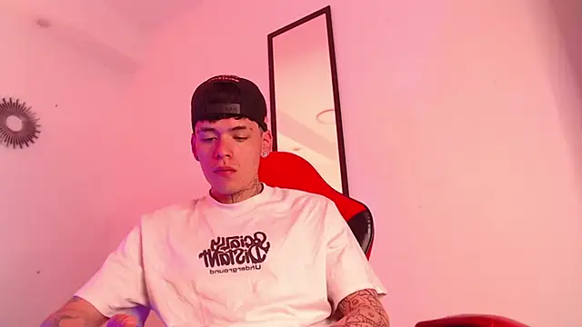 Anhonymus  online show from 09-15-25, 05:40