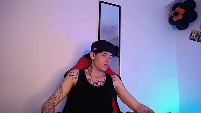 Anhonymus  online show from 10-30-25, 03:30