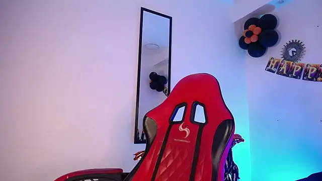 Anhonymus  online show from 10-31-25, 04:24