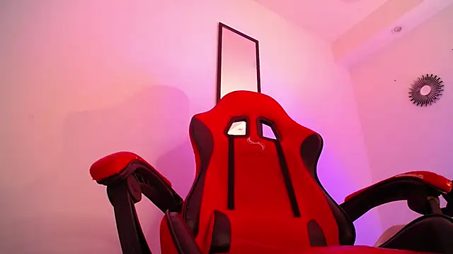 Anhonymus  online show from 12-14-25, 03:56