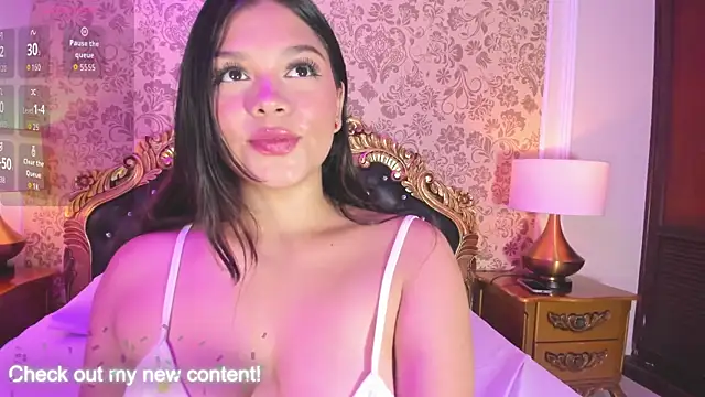 HatsaJones online show from 11-18-25, 03:56