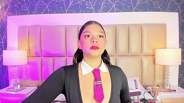 HatsaJones online show from 03-05-26, 03:57