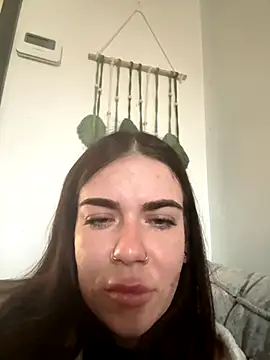 Snapshot of valentinalamont chatting on 09-20-25, 07:09 valentinalamont online show from 09-20-25, 07:09