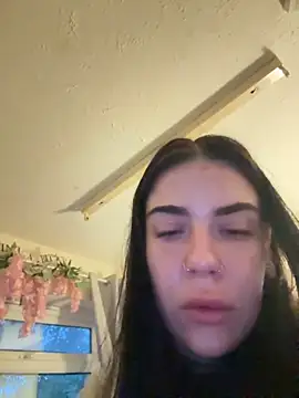 Snapshot of valentinalamont chatting on 10-13-25, 06:24 valentinalamont online show from 10-13-25, 06:24