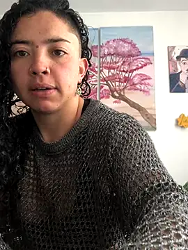 Paris 11 online show from 11-20-25, 01:22