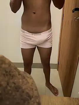 Snapshot of oconnnel chatting on 10-18-25, 08:20 oconnnel online show from 10-18-25, 08:20