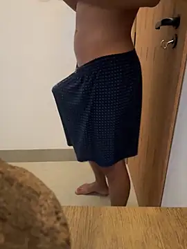 Snapshot of oconnnel chatting on 10-19-25, 04:18 oconnnel online show from 10-19-25, 04:18