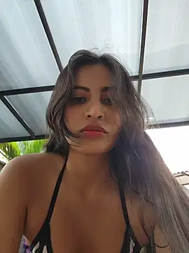 Snapshot of Rumy_2005 chatting on 10-28-25, 12:41 Rumy 2005 online show from 10-28-25, 12:41