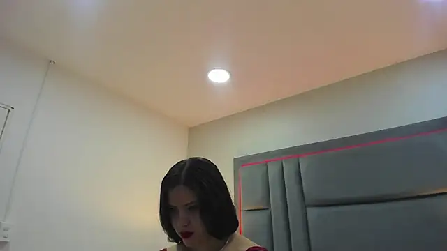 Snapshot of NahiaMonet chatting on 11-08-25, 11:32 NahiaMonet online show from 11-08-25, 11:32