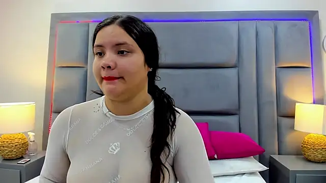 Snapshot of NahiaMonet chatting on 11-13-25, 11:42 NahiaMonet online show from 11-13-25, 11:42