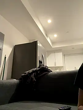 Snapshot of aurorasparkles chatting on 11-14-25, 01:32 aurorasparkles online show from 11-14-25, 01:32