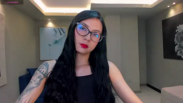 LaurentConnor online show from 12-18-25, 03:45