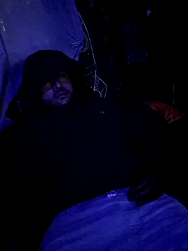 johnboones10 online show from 12-05-25, 08:49