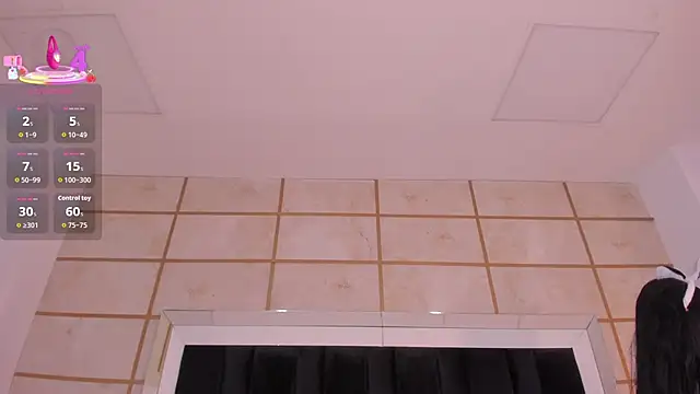 Snapshot of RoxyLior chatting on 01-15-26, 03:22 RoxyLior online show from 01-15-26, 03:22