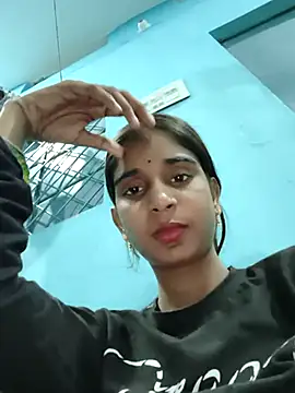 Hot-Soniya2 online show from 11-08-25, 05:23