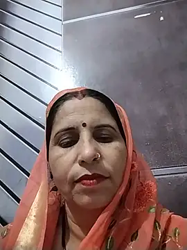 Snapshot of Hot_liya54 chatting on 07-19-26, 03:38 Hot liya54 online show from 07-19-26, 03:38