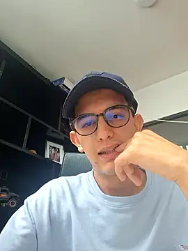 Snapshot of STEVAN_RXX chatting on 09-21-25, 06:53 STEVAN RXX online show from 09-21-25, 06:53