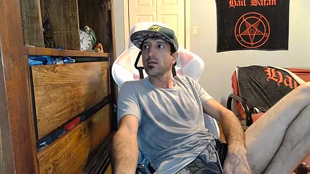 Ardokks online show from 10-26-25, 04:07