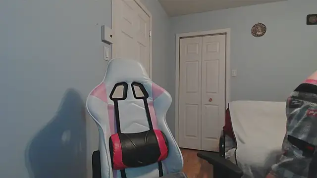 Ardokks online show from 12-14-25, 02:17