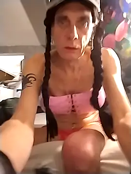 Snapshot of Lollacum3l chatting on 10-19-25, 01:01 Lollacum3l online show from 10-19-25, 01:01