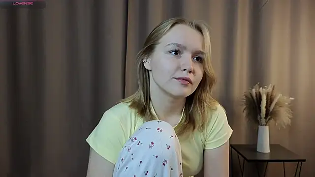 VinnieSerrano online show from 10-13-25, 02:06