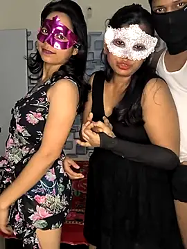 Family02 online show from 12-15-25, 05:28