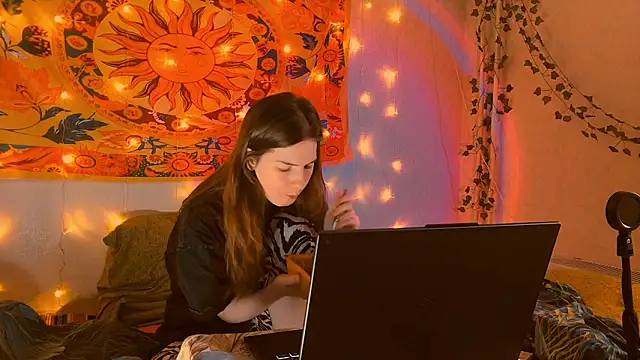 AliceCUNTach online show from 02-11-26, 05:12