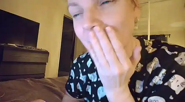 Snapshot of aussiepeaches chatting on 02-27-25, 02:32 aussiepeaches online show from 02-27-25, 02:32