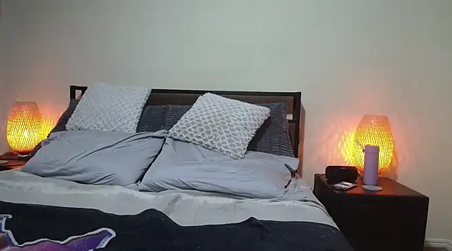 Snapshot of aussiepeaches chatting on 03-22-25, 11:32 aussiepeaches online show from 03-22-25, 11:32