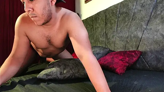 Misterjhons2 online show from 04-10-26, 07:07