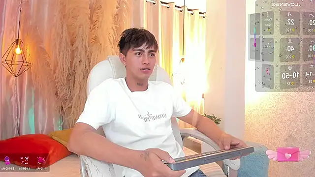 Snapshot of arion_sherwind chatting on 09-11-25, 07:03 arion sherwind online show from 09-11-25, 07:03