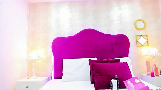 Sweet Lucianaa online show from 12-17-25, 05:52