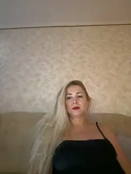 Snapshot of Nikihot__ chatting on 09-16-25, 05:41 Nikihot   online show from 09-16-25, 05:41