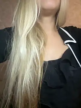 Snapshot of Nikihot__ chatting on 10-09-25, 10:46 Nikihot   online show from 10-09-25, 10:46