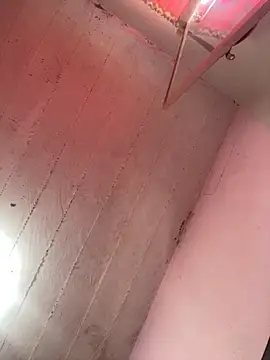 Snapshot of Wenlop chatting on 11-09-25, 04:27 Wenlop online show from 11-09-25, 04:27