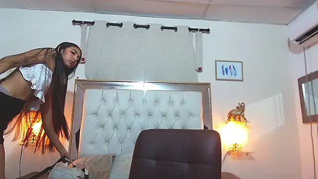 Snapshot of hanna_roussex69 chatting on 09-26-25, 02:37 hanna roussex69 online show from 09-26-25, 02:37